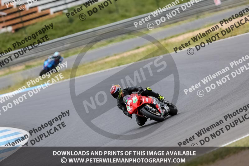 estoril;event digital images;motorbikes;no limits;peter wileman photography;portugal;trackday;trackday digital images